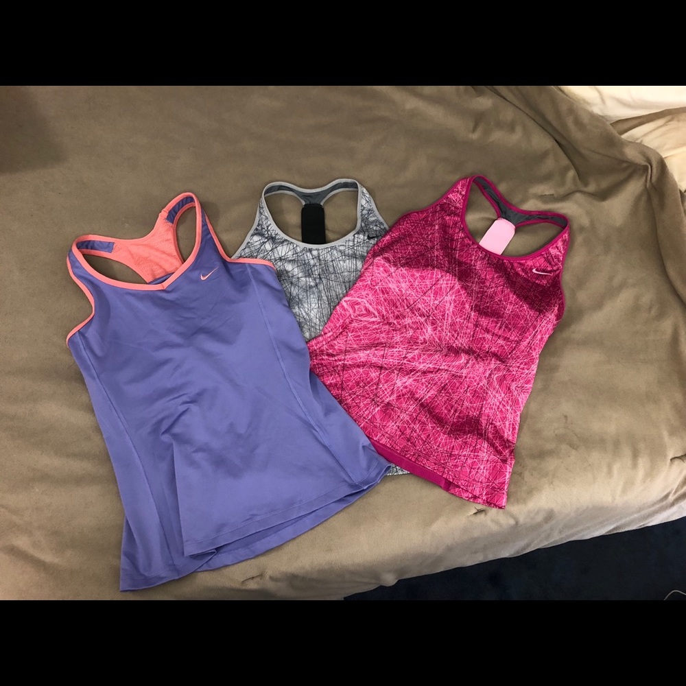 3 Women’s Nike Dri-FIT Tanks, Like New, Sz Lg